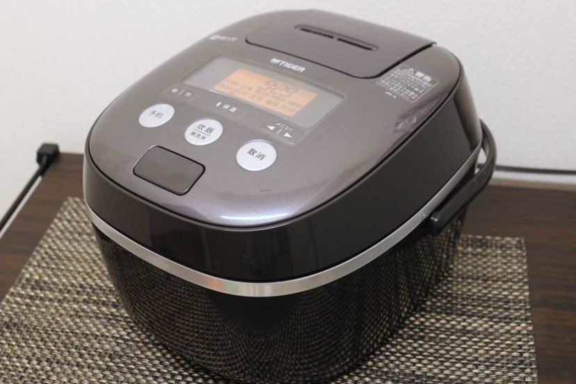 TIGER - タイガー IH炊飯器 5.5合 JPE-A10Z 限定商品＞IHジャー炊飯器＜炊きたて＞とらひめ JPE-A10Z | 製品