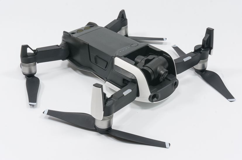 失敗しないドローン入門モデル。DJI「Mavic Air」実機レビュー - 価格.comマガジン