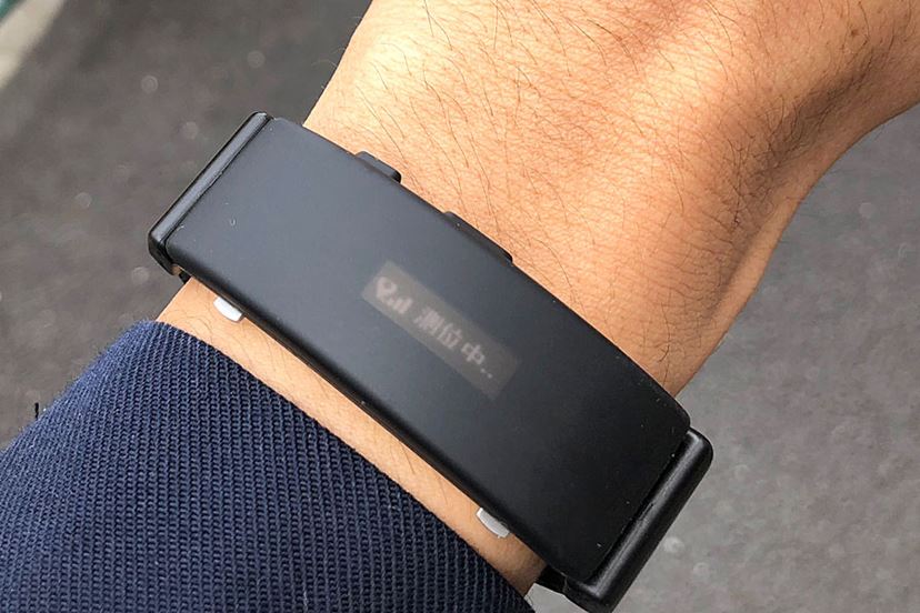 バンド単体でも使える！ ソニーの新スマートウォッチ「wena wrist