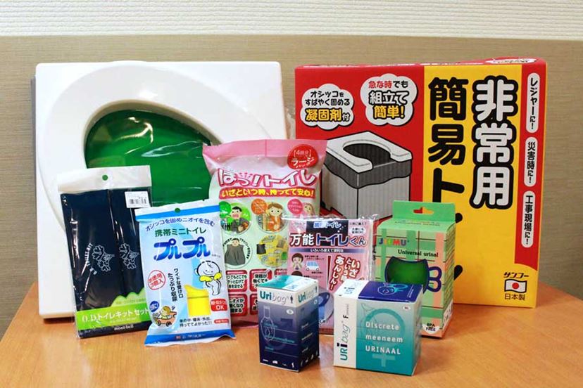 使いやすい簡易トイレはどれ!? 8製品を実際に使って徹底レビュー