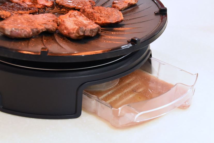 肉が360°回る！ 焼肉の煙や油ハネが少ない“技ありホットプレート