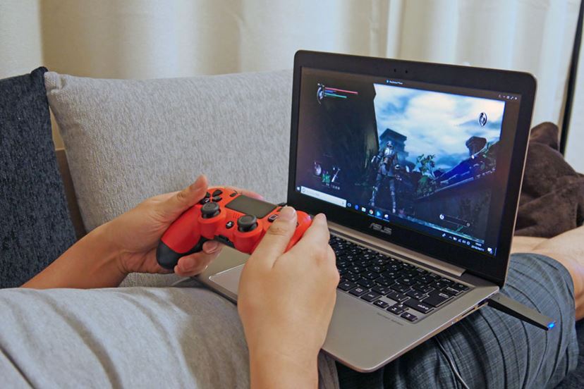 ノートパソコン、PS4ソフト他 SONY - PS4 コントローラー 500 Million Limited Edition Amazon