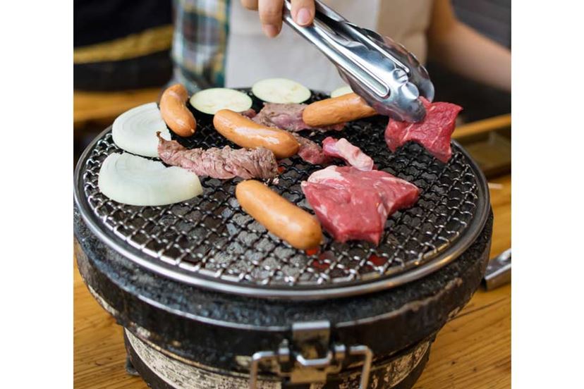 BBQには、コンロよりも“進化形の七輪”が便利！ その理由は？ - 価格.comマガジン