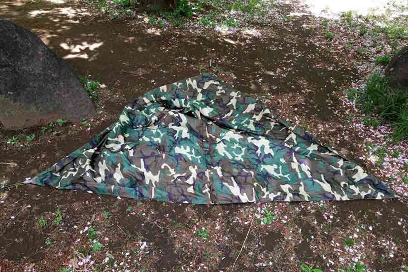 ポンチョがテントになる!? 雨が降っても安心な珍アウトドアギア