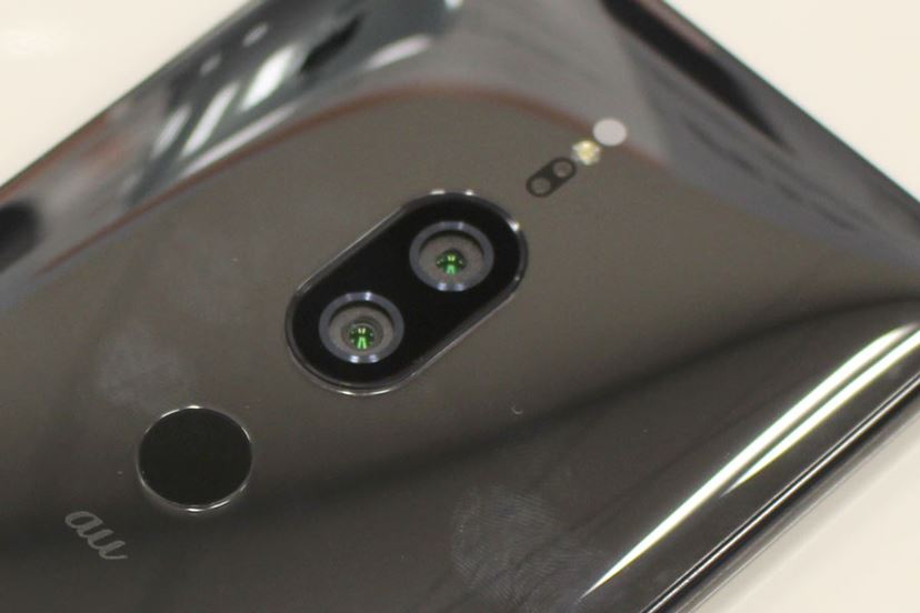 XperiaXZ2 PremiumやGalaxy S9/9+、AQUOS R2など、高性能機中心のau夏