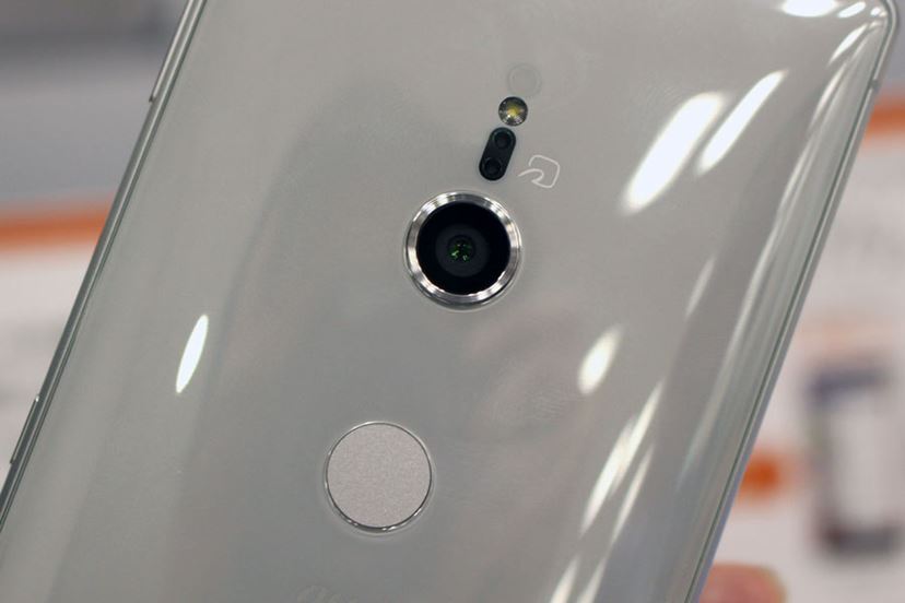 ホワイト スマートフォン トリプルカメラ 楽天市場】ZTE Axon 50 Ultra 中国版 海外SIMフリースマホ