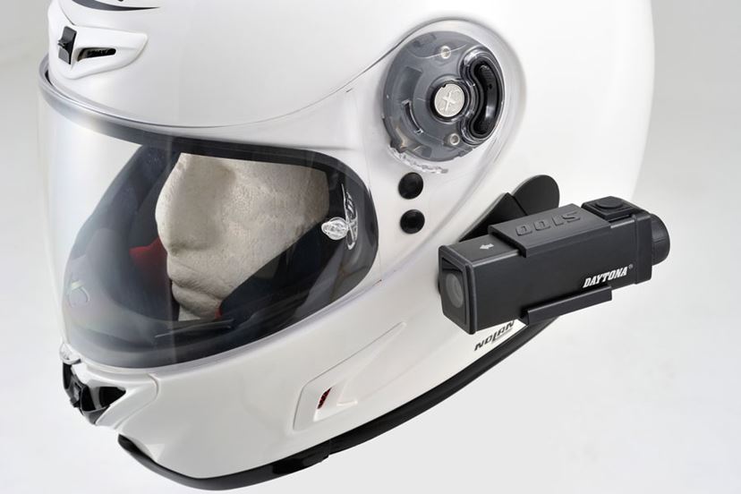 バイク用ドライブレコーダーの大本命!? デイトナ「旅ドラレコ