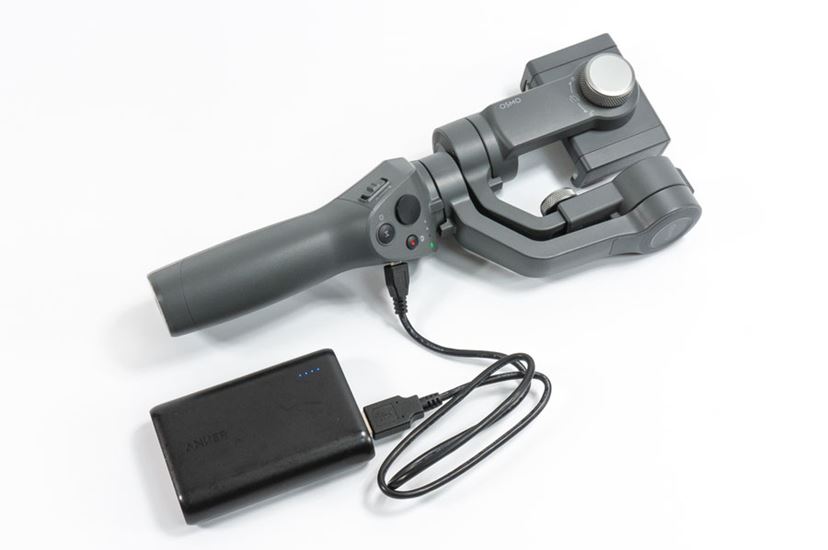 1万円台のスマホ用ジンバルDJI「OSMO MOBILE 2」は買いか