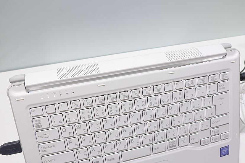 富士通 - 新品  富士通  FMV L35C2W  子供や初心者向けノートパソコン 新品 富士通 FMV L35C2W 子供や初心者向けノートパソコン