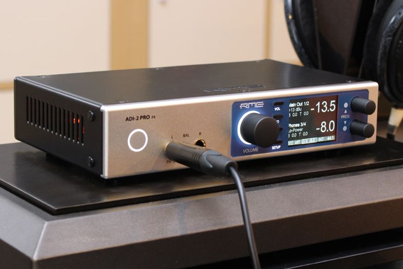 RME独自のIEM端子搭載！ プロ機器ベースのUSB-DAC/ヘッドホンアンプ