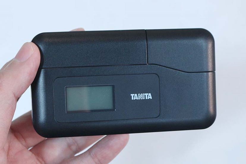 うっかりスメハラする前に！ タニタが「においチェッカー」を発売