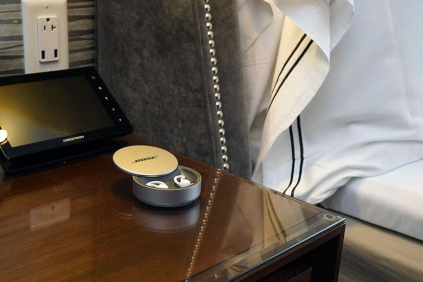 Boseが睡眠用イヤホン型デバイス「BOSE NOISE-MASKING SLEEPBUDS」を