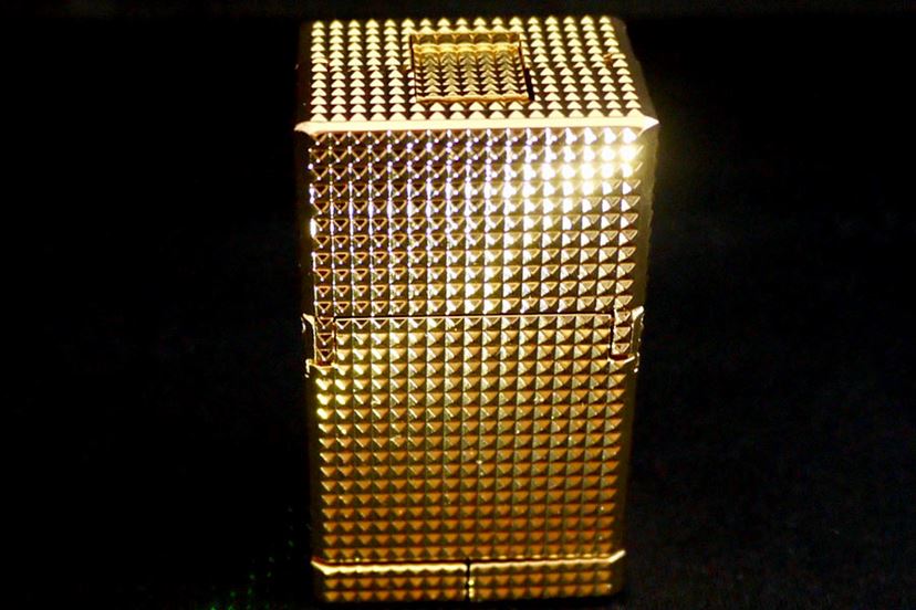 玩具を超えた輝き。「ゴールドライタン」が24金メッキで超合金化