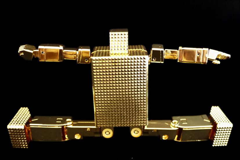 玩具を超えた輝き。「ゴールドライタン」が24金メッキで超合金化 玩具を超えた輝き。「ゴールドライタン」が24金メッキで超合金化