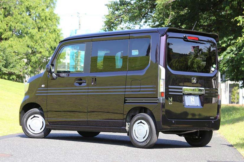 ホンダ N−VAN ホンダ N-VAN 発売／センターピラーレスに6速MT採用！ - 価格.comマガジン