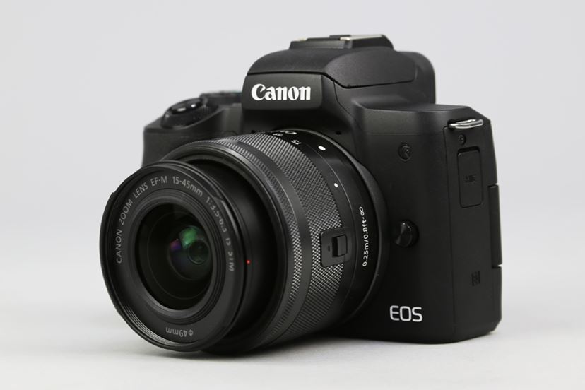 キヤノン「EOS Kiss M」で世界遺産を撮影＆100万円超のレンズでレース撮影に挑む - 価格.comマガジン