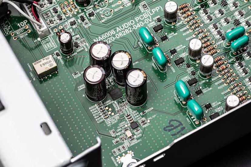 マランツ　NA6006 マランツ、ネットワーク再生に特化し上位機に迫る7.5万円の