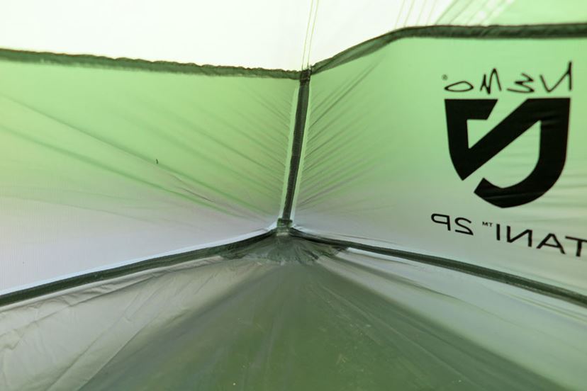 日本の山岳条件に合わせて開発！ 最小重量1.18kgの2人用テント