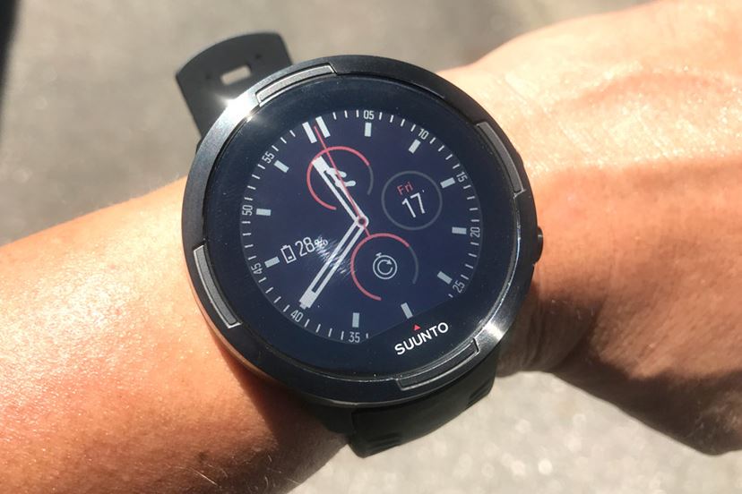 GPSオンで120時間稼働！ ウルトラのためのウルトラなランウォッチ