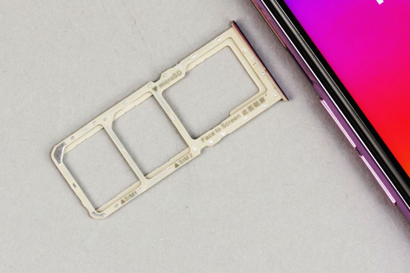 2万円台の格安スマホOPPO「R15 Neo」はファーウェイ「P20 lite 2万円台の格安スマホOPPO「R15 Neo」はファーウェイ「P20 lite