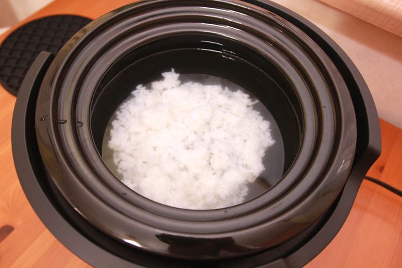 ご飯好きオヤジが本音レビュー! 話題の電気炊飯土鍋「かまど ご飯好きオヤジが本音レビュー! 話題の電気炊飯土鍋「かまど