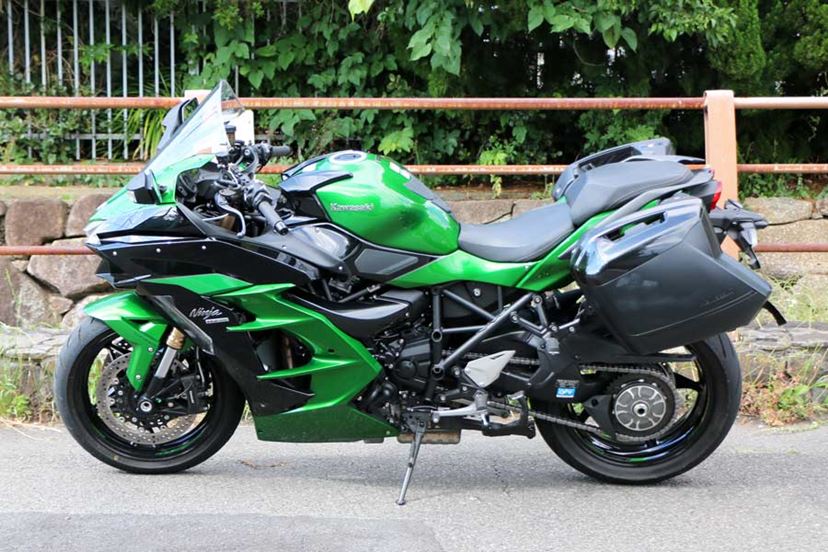 スーパーチャージドエンジンの加速感が衝撃的！ カワサキ「Ninja H2 SX