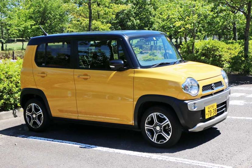 見た目はよし！ 寝心地はどう？ スズキ「ハスラー」でガチ車中泊してみた - 価格.comマガジン