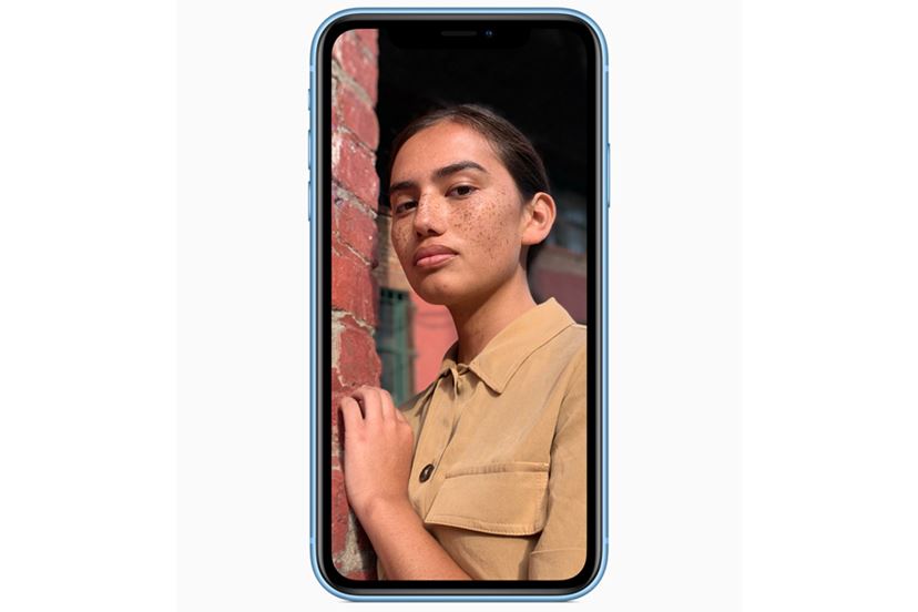 iPhone - 大画面の魅力iPhone Xs Max 256GB SIMフリー Amazon | 【整備済み品】 Apple iPhone XS Max 256GB ゴールド