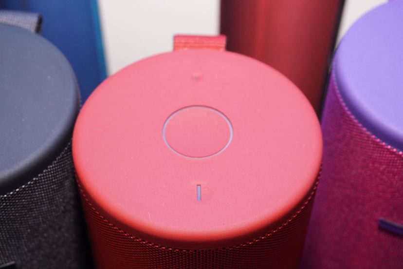 Ultimate Earsから完全防水の360°スピーカー「MEGABOOM 3