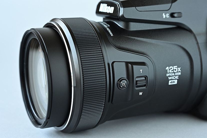 Amazon | Nikon デジタルカメラ COOLPIX P1000 ブラック