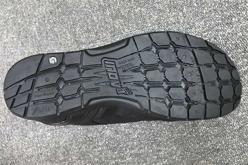 INOV トレーニングシューズ グラフェン 黒 28cm 35863871_1999267476784067_2547