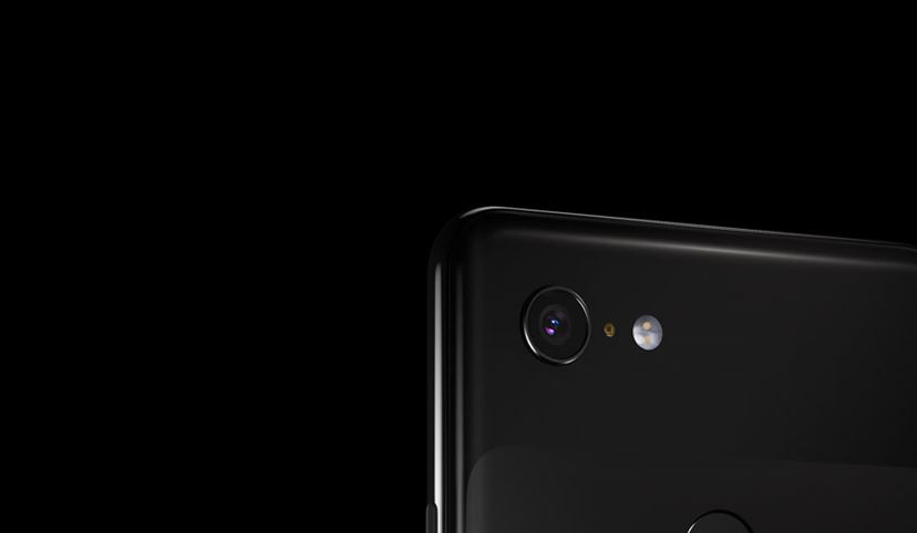 GoogleがFeliCa対応「Pixel 3」を発表。翻訳機能付きイヤホンも日本