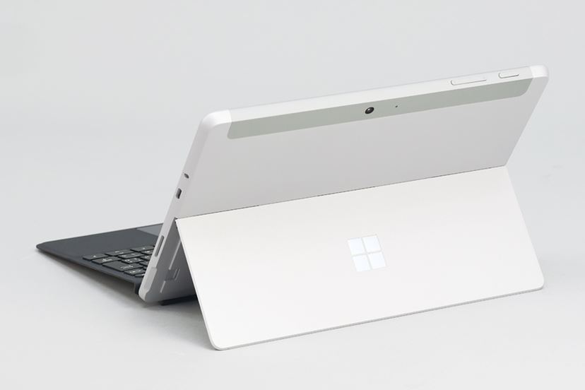 Surface Go」は持ち運び用のサブマシンとしては最高かもしれない