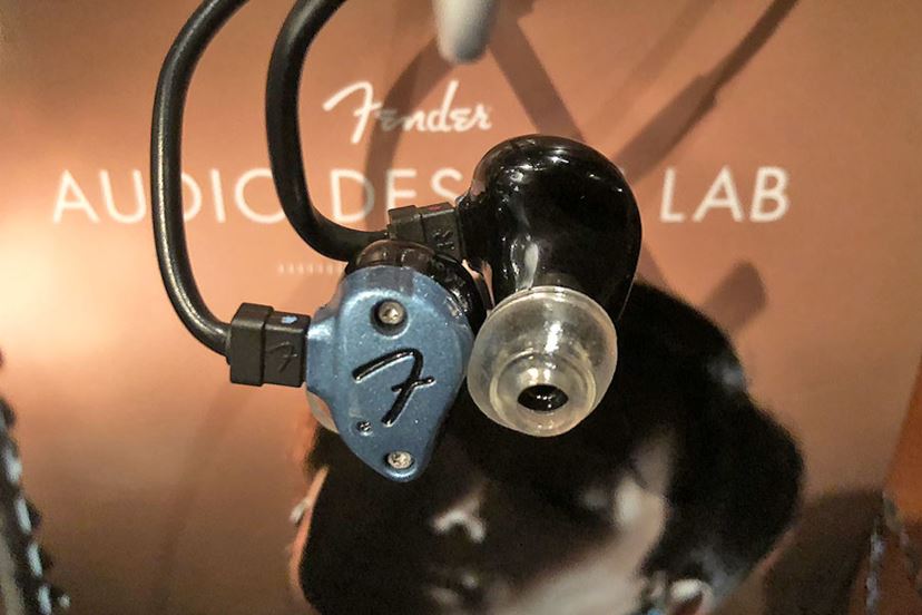 Fender nine 本体のみと　nx1sのset FENDERからユニバーサルフィットタイプの新IEM「Pro IEM」シリーズ登場