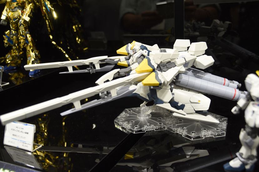 HG 1/144ナラティブガンダムa装備＋MG、Z、百式＋他 HGUC 1/144 ナラティブガンダム A装備｜バンダイ ホビーサイト