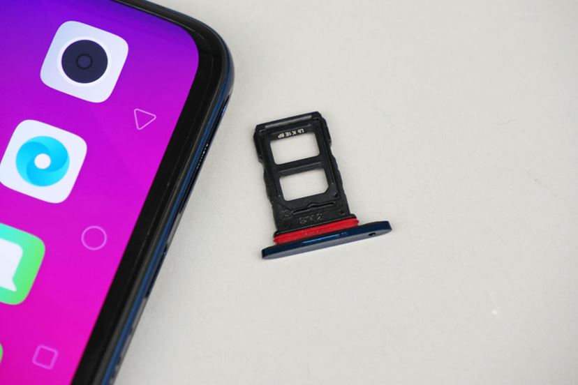 カメラが飛び出すギミックを備えるOPPO「Find X」は使えるのか カメラが飛び出すギミックを備えるOPPO「Find X」は使えるのか