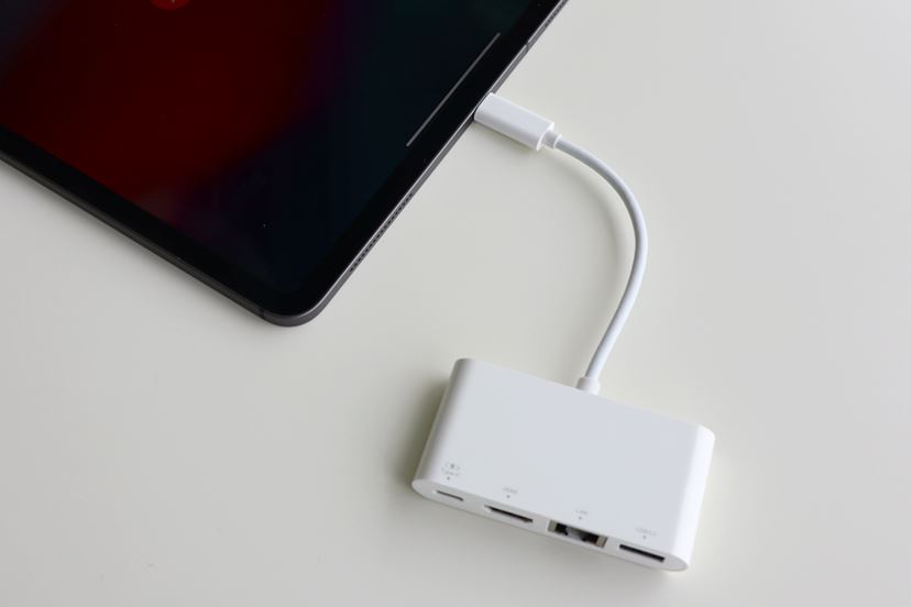 iPad USB-Cポート搭載薄型モデル サンワサプライ、iPad Proに直接装着するUSB Type-Cドック - PC Watch