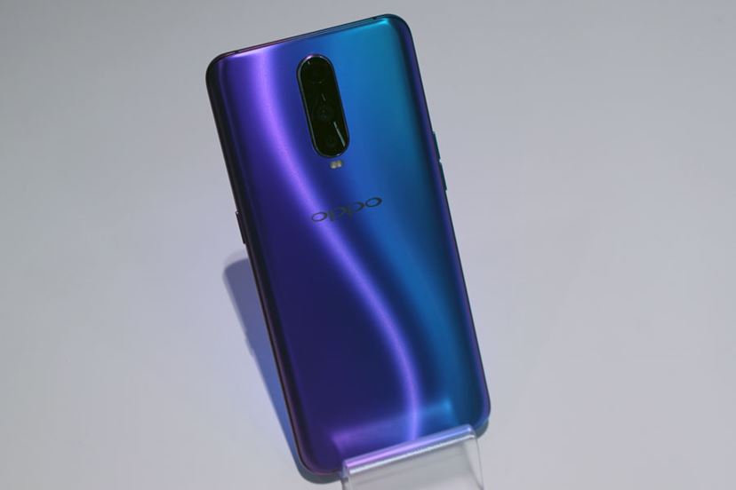 OPPOが「R17 Pro」と「AX7」を12月中旬に発売！ - 価格.comマガジン