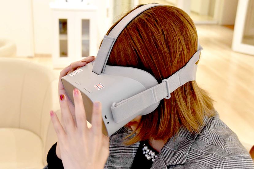 話題の「Oculus Go」を女性ゲーマーが体験！ 本格VRゲームのベストな入門機かも？ - 価格.comマガジン