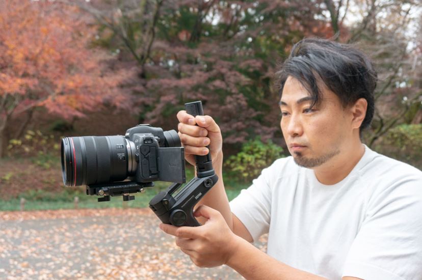 カメラ用ジンバルZhiyun「Weebill Lab」先行レビュー。つり下げ