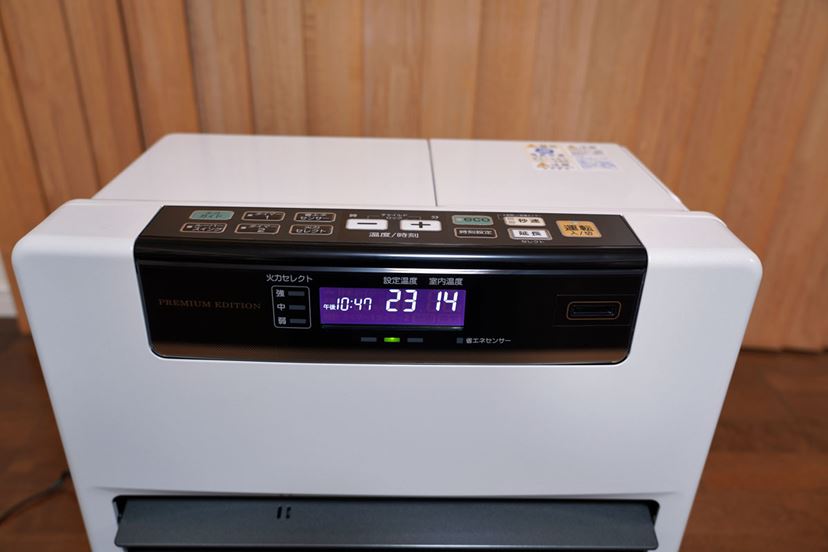 ［ほぼ未使用］コロナ プレミアムエディションFH-WZ3618BY ほぼ未使用］コロナ プレミアムエディションFH-WZ3618BY 徹底比較