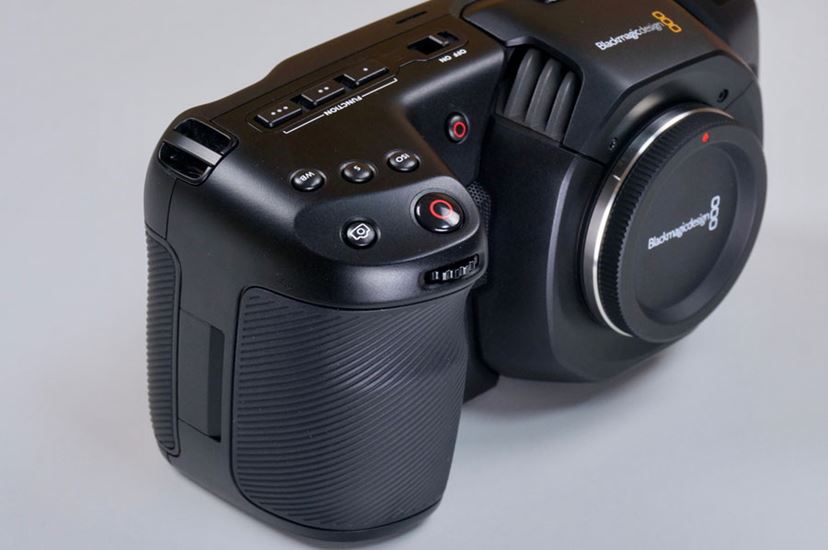BMPCC4K ポケットシネマカメラ Davinci Ressolve付属無し ビデオカメラ 