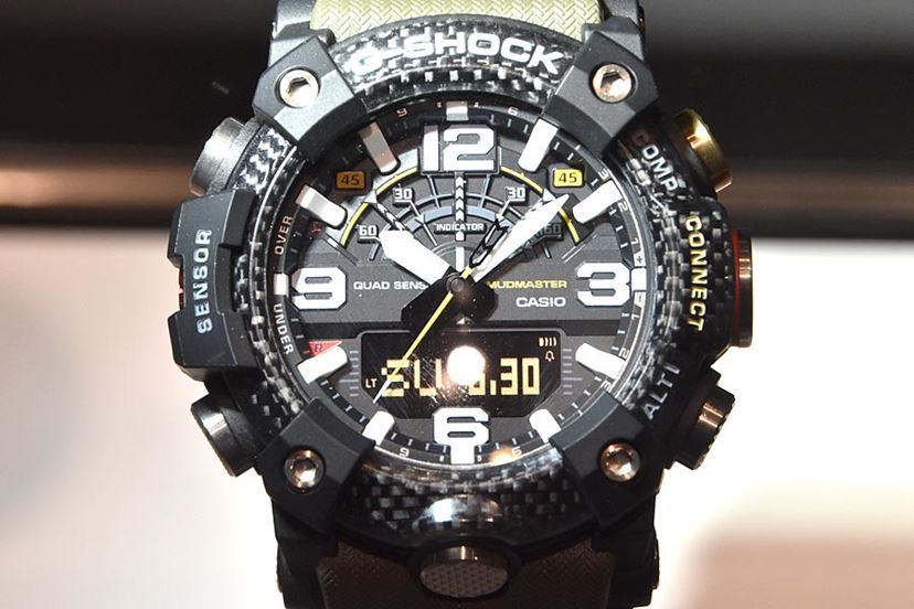 G-SHOCK」新作44本！ 注目は「カーボンモノコックケース」採用の