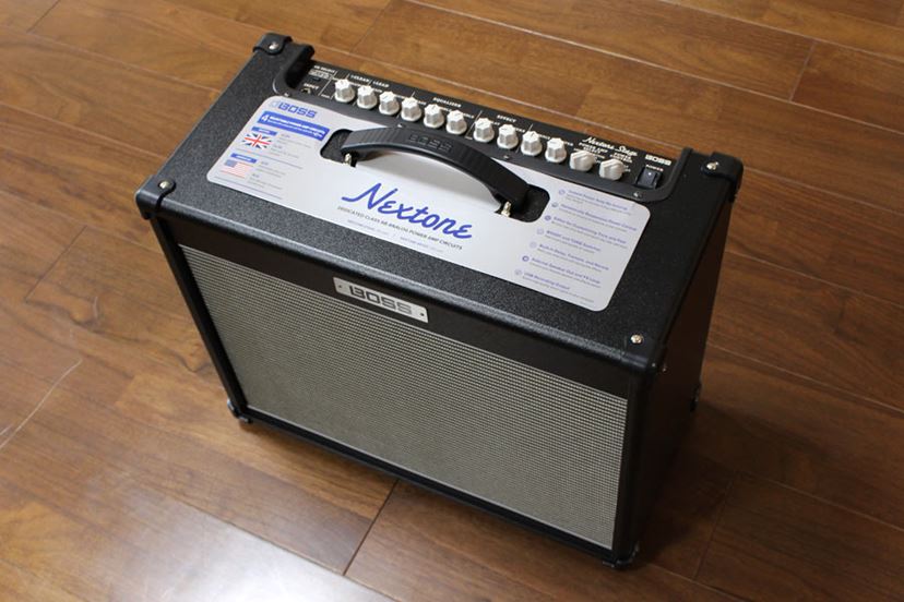 自宅に置く価値あり！ BOSSのギターアンプ「Nextone Stage」の“真空管 
