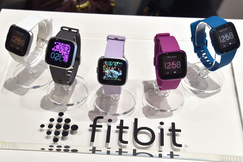 何が変わったの!? 「Fitbit」の最新スマートウォッチとフィットネスバンドを徹底比較 - 価格.comマガジン