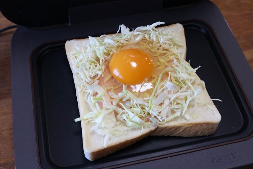 サクサクなのにやわらか！ 新食感トースター「三菱ブレッド