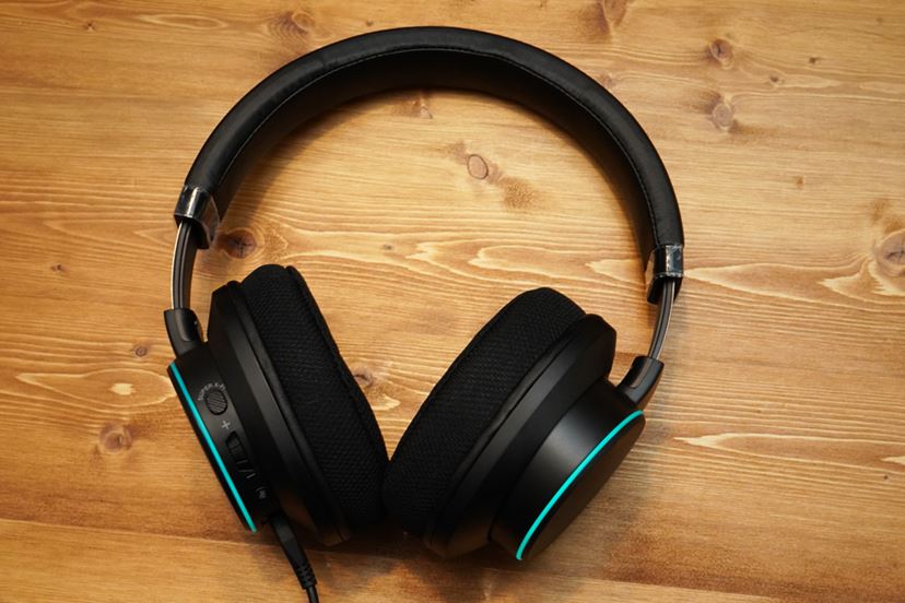 耳の形状にあわせてサラウンドを最適化！クリエイティブの「Super X-Fi