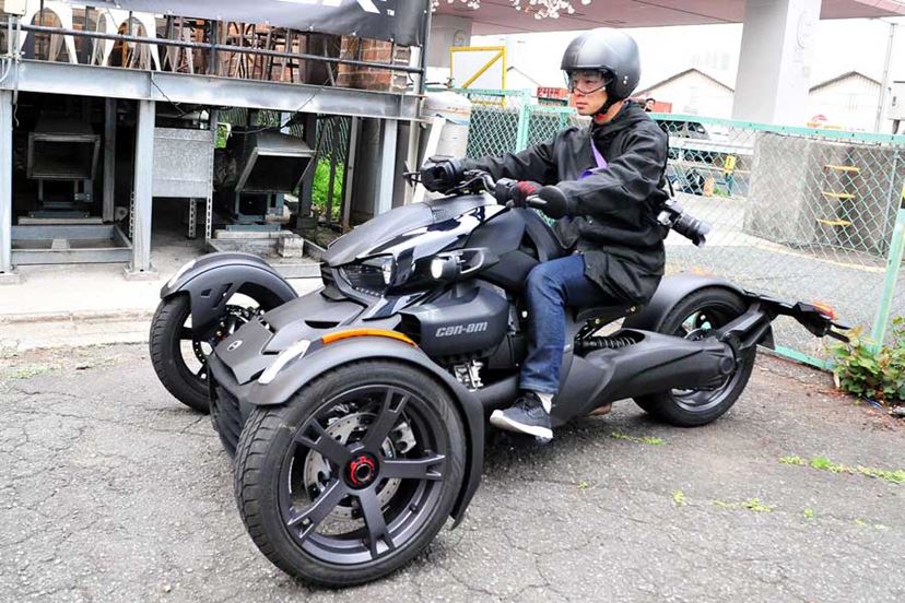 バイクの爽快感と自動車の安定性を持つ3輪車「Can-Am Ryker