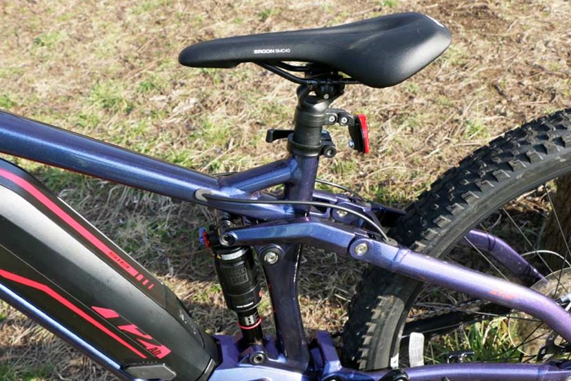 国内唯一のフルサスe-MTB「XM-D2」をガチのマウンテンバイク乗り 国内唯一のフルサスe-MTB「XM-D2」をガチのマウンテンバイク乗り