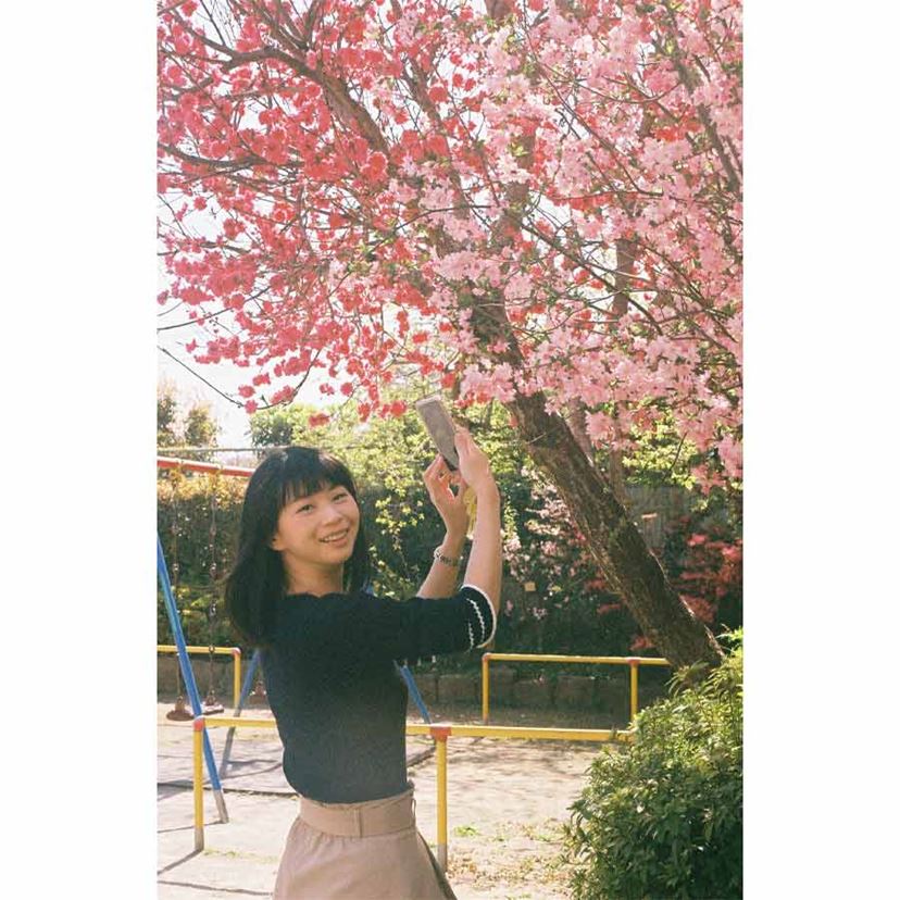 懐かしい色みとめんどくささが新しい！ 「フィルムカメラ」の